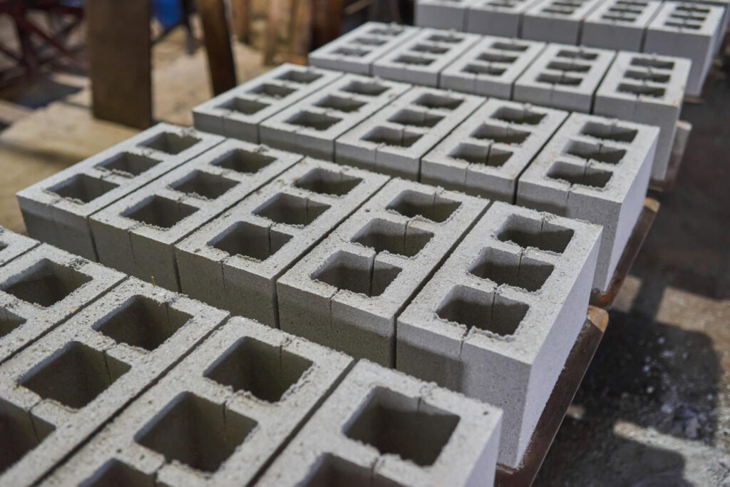 Low-Carbon Concrete